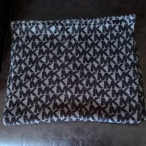 Michael Kors Black and Gray Logo Infinity Scarf